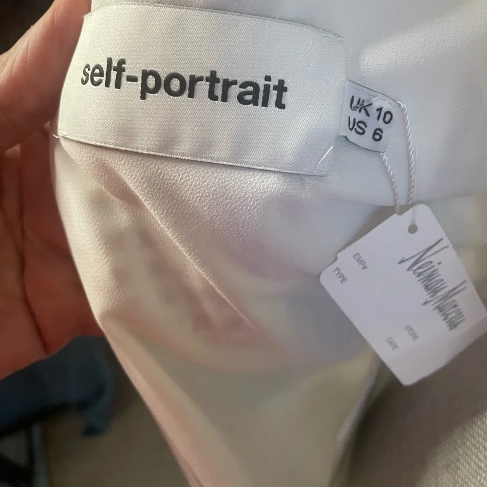 NWT Self-Portrait White Embroidered Dress. Sz 6 - Picture 7 of 11
